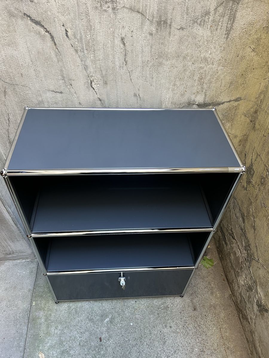 Scaffali: USM Haller Original Regal – Usato da Basel venduto da ute_jnn8 1