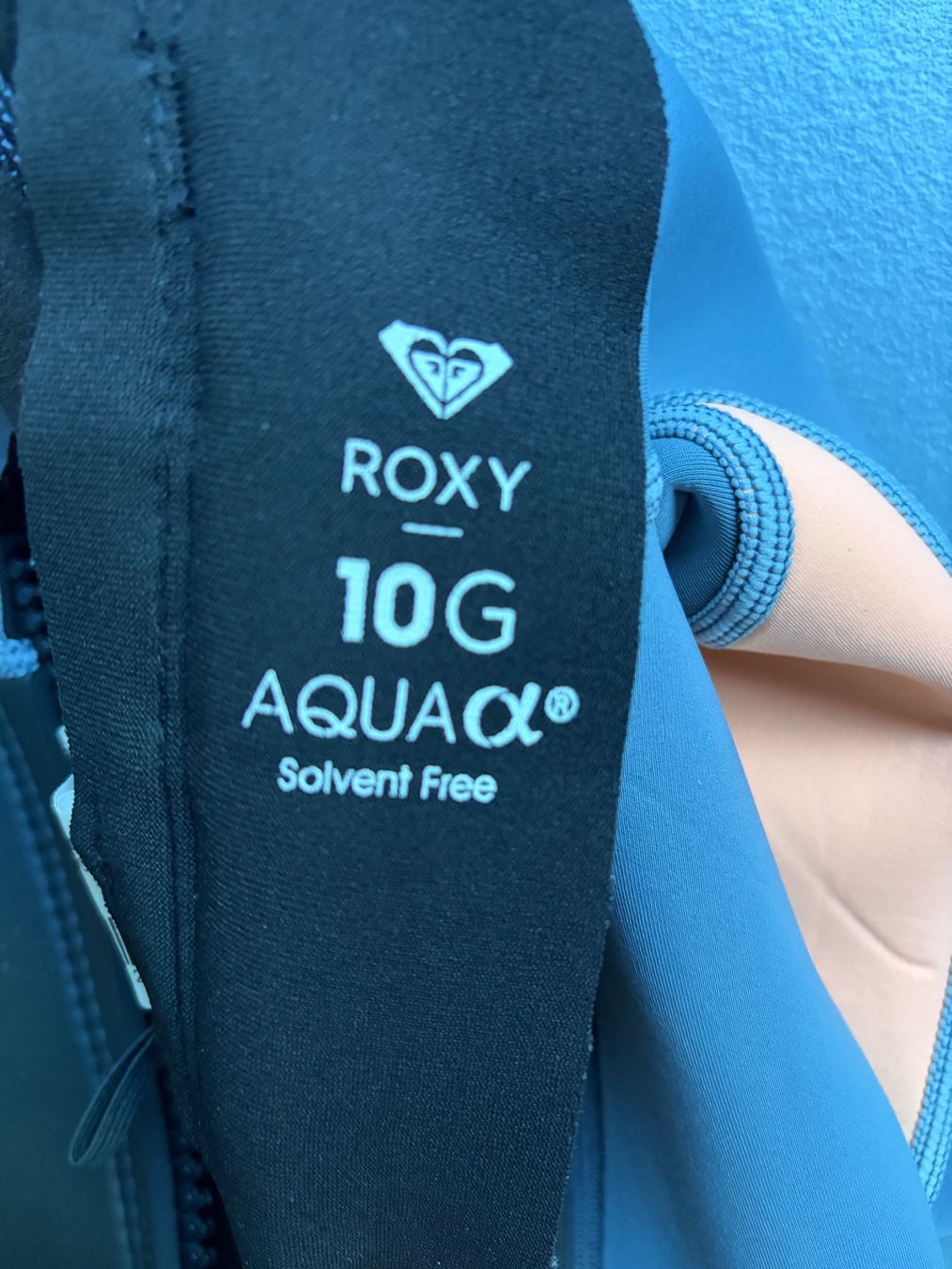 Roxy Completi: Neopren Anzug Roxy ca. 10-12 +/- Jahre – Usato da Windisch venduto da milire1 3