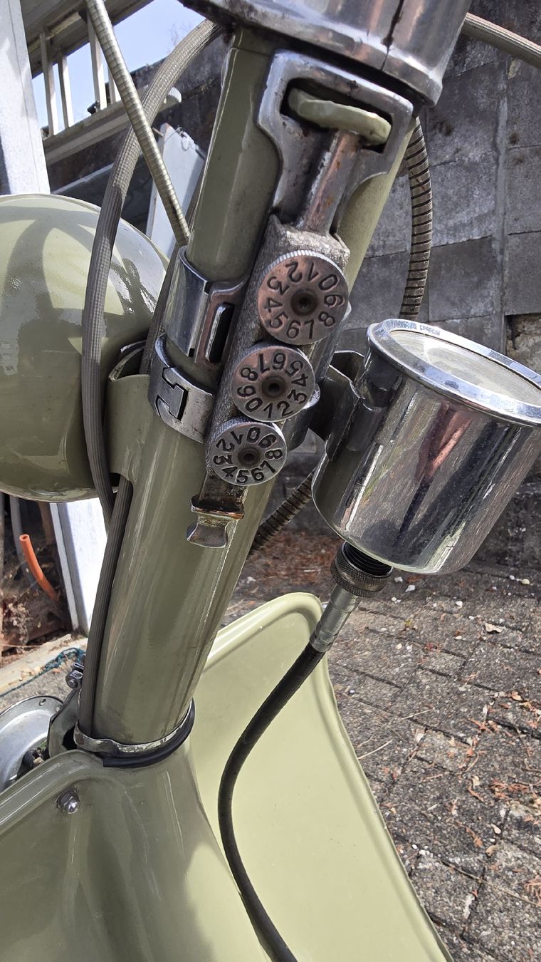 Scooter: Lambretta D 125 mit spez lenkschloss – Usato da Niederwangen BE venduto da Zimmo72 5