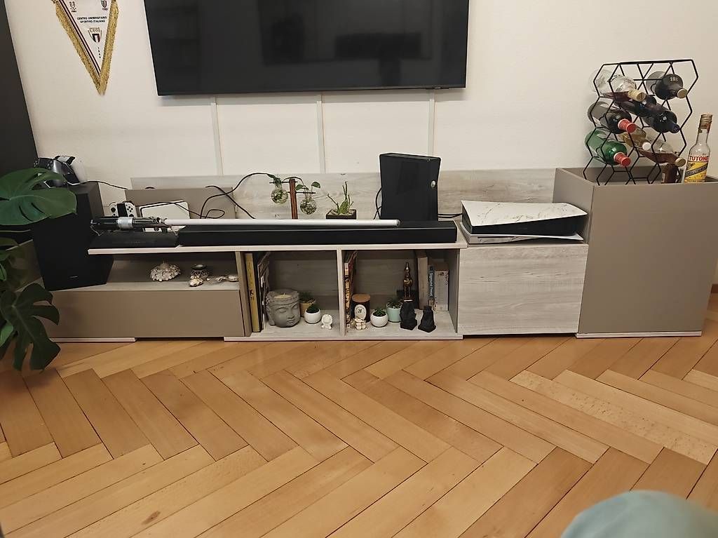 Mobili TV: Meuble TV extensible  – Usato da Lausanne venduto da gio_cp62