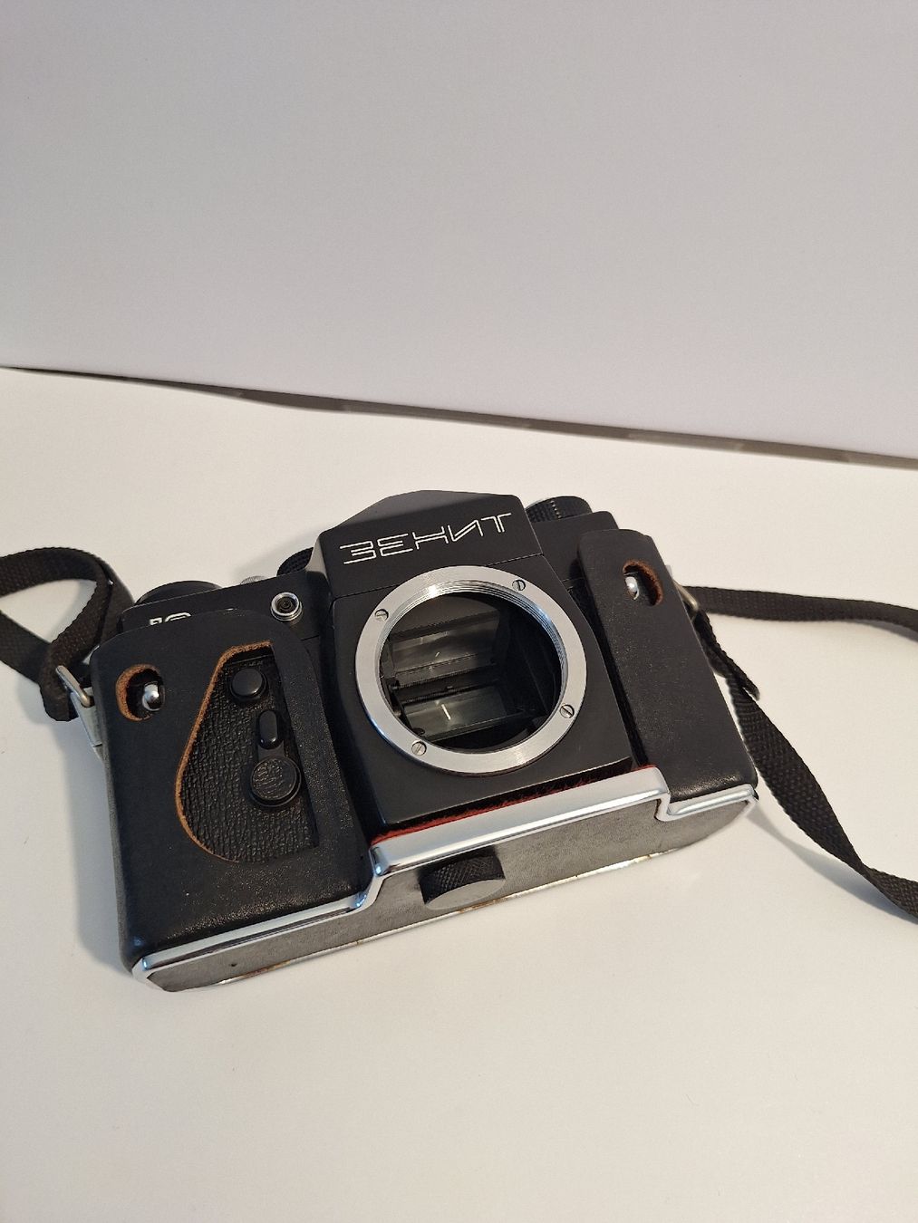 Fotocamera: ZENIT 12 CD soviet Kamera – Difettoso da Pfäffikon SZ venduto da TobyPeterson 3