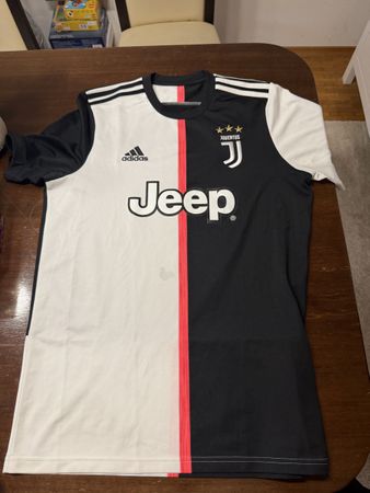 Maillot de football Adidas Juventus taille M bon état