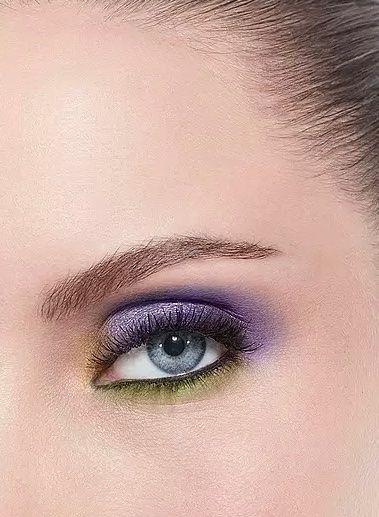 Chanel Make-up: Chanel Lidschatten Palette NP. 104.- – Nuovo (secondo la descrizione) da Rüfenacht BE venduto da Milena_1 4