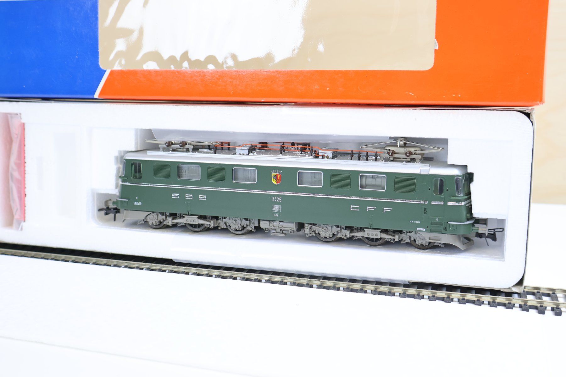 Roco Modellini di ferrovie: ROCO SBB Ae 6/6 E-Lok "Genf" 43696 - Top Modell H0 – Usato da Winterthur venduto da Monstera 6