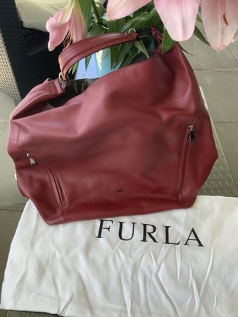 Furla Ledertasche Handtasche Bordeaux Rot mit Staubbeutel To