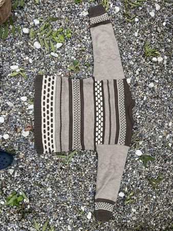 Handgestrickter Pullover fast wie Neu
