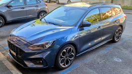 Superbe Ford Focus ST Line 2019 bleu métallisé -expertise 25