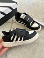 Baskets pour enfants adidas taille 27