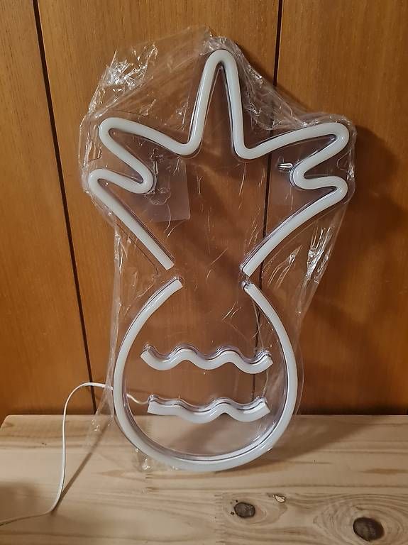 Alle Dekorationen: Ananas LED Beleuchtung – Gebraucht aus Staufen von sandy23 1