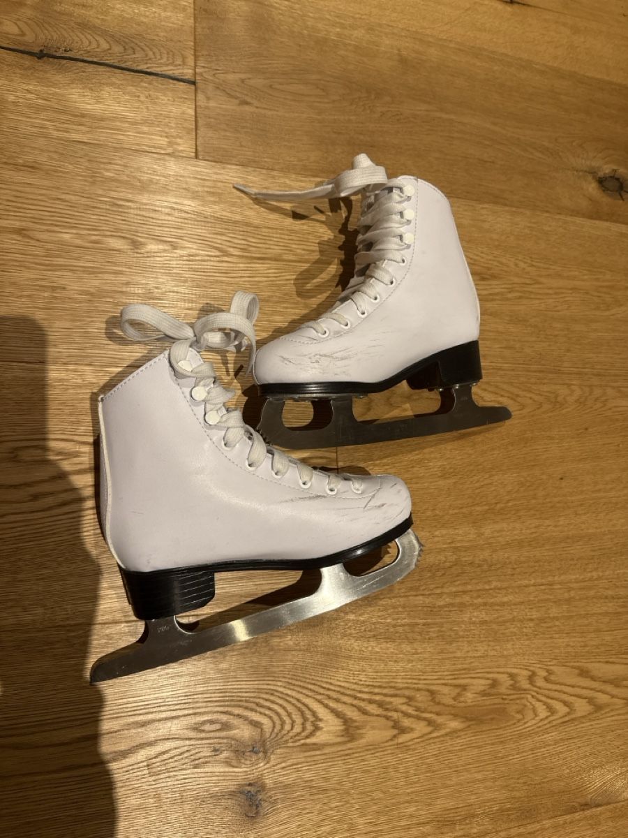 Schlittschuhe: Schlittschuhe Gr. 31 – Gebraucht aus Geroldswil von emi1980 4