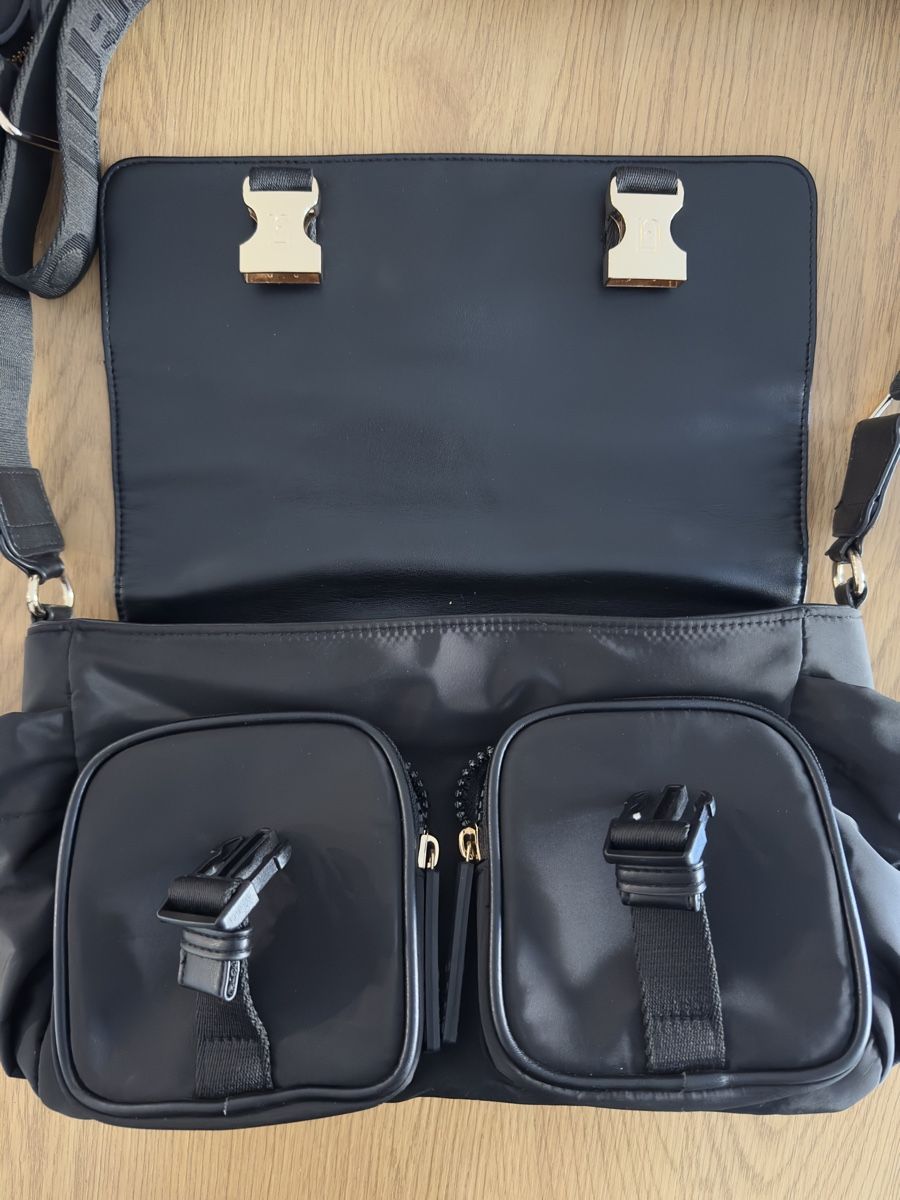 Liu Jo Borse da donna: Borsa a tracolla Liu Jo – Nuovo (secondo la descrizione) da Porza venduto da ali_5lxm 2