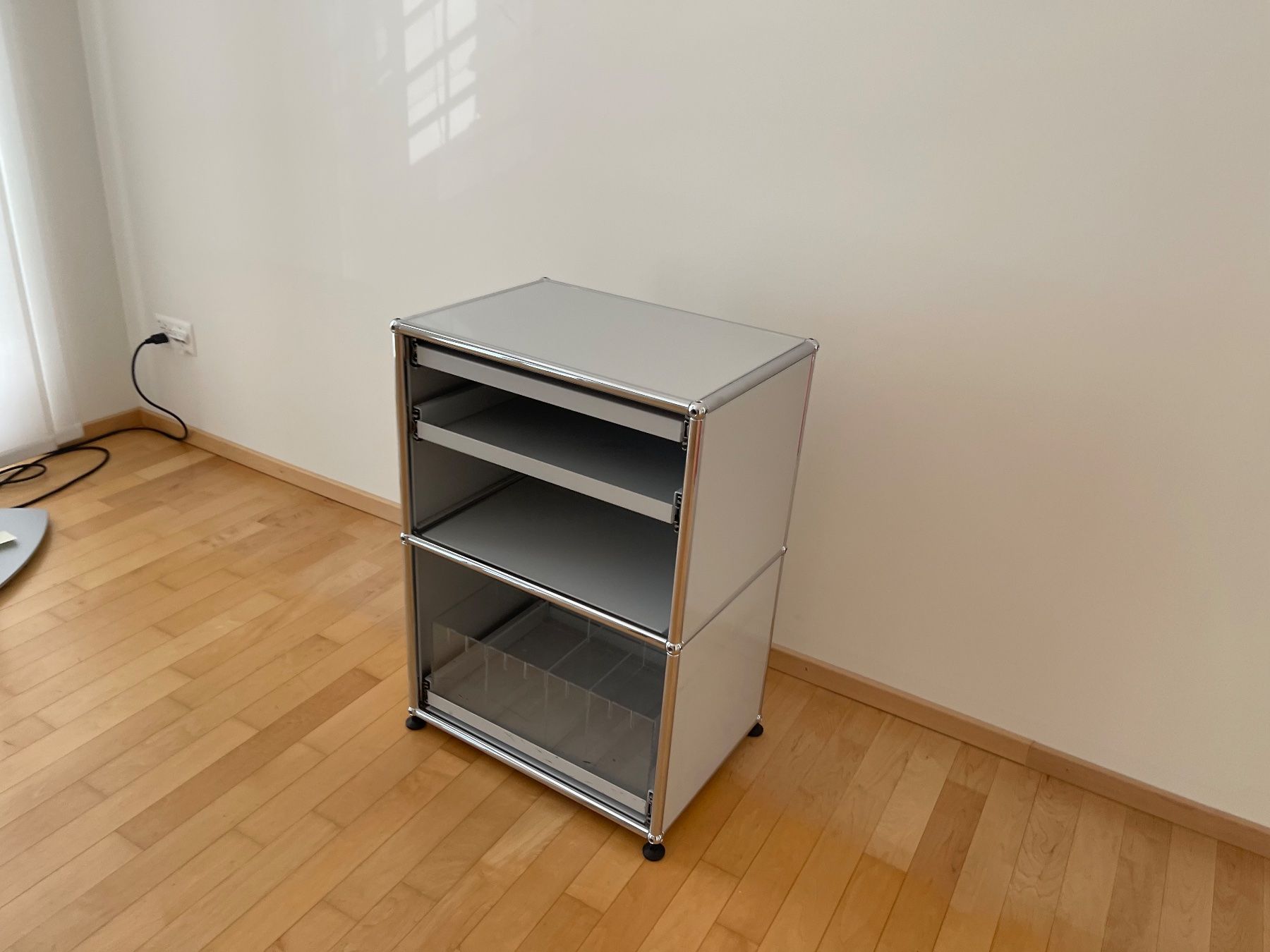 USM Cassettiere: USM Praxis Herzige möbel Lieferung Gratis – Usato da Thun venduto da Thuno6 4