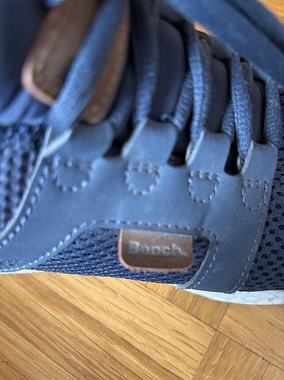 Chaussures hommes: Bench Schuhe – D'occasion à Nottwil par buti1976 2
