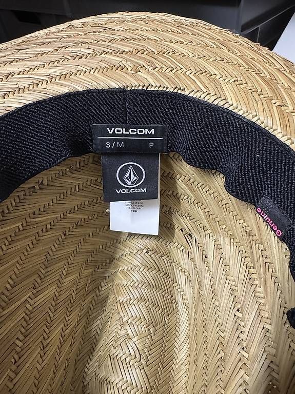Copricapi, berretti & cappellini: Strohhut Volcom – Usato da Zürich venduto da Hanglooi 3