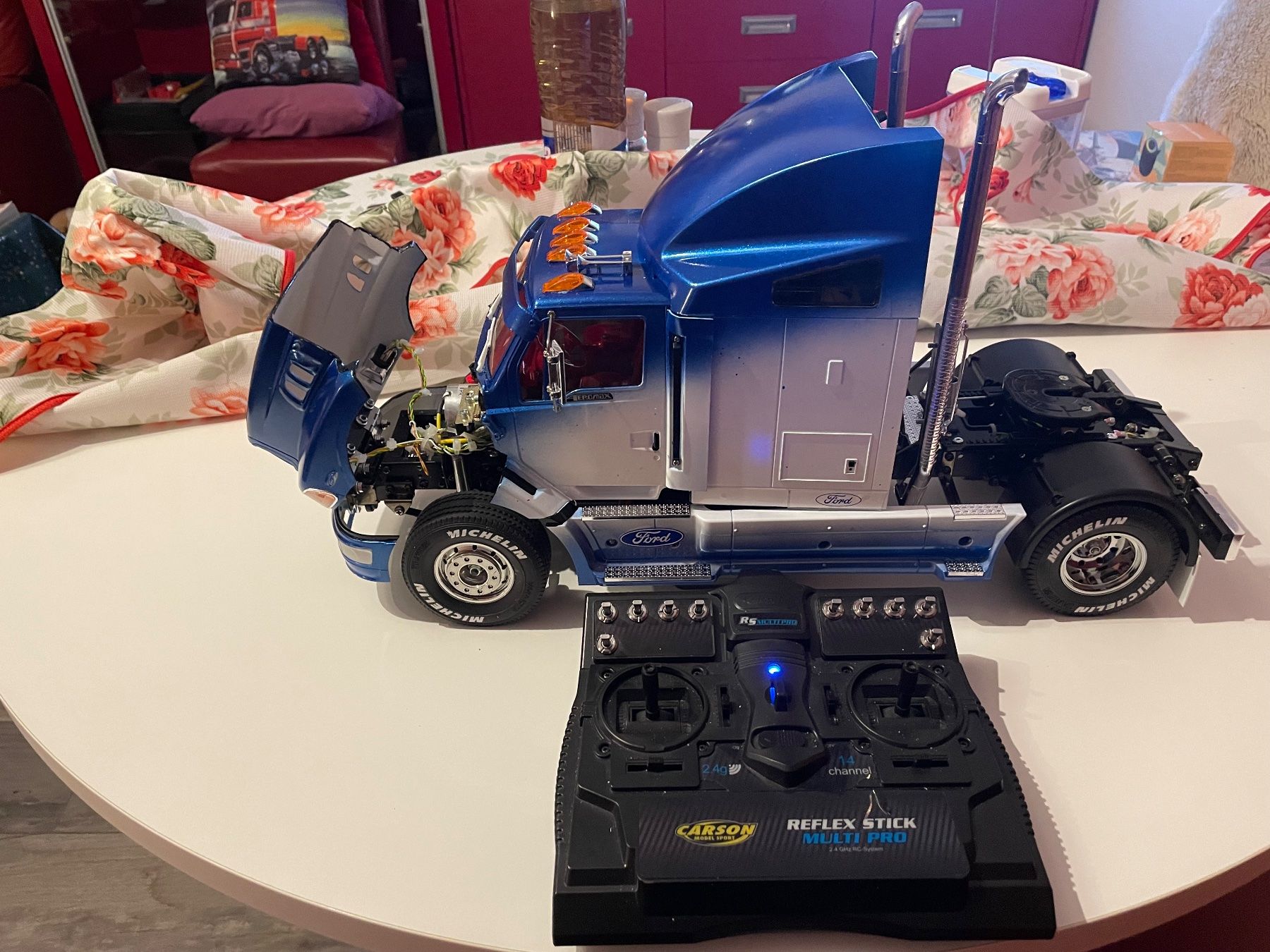 Tamiya Modellismo RC: Tamiya Ford Aeromax 1:14 – Usato da Wil ZH venduto da 620 2