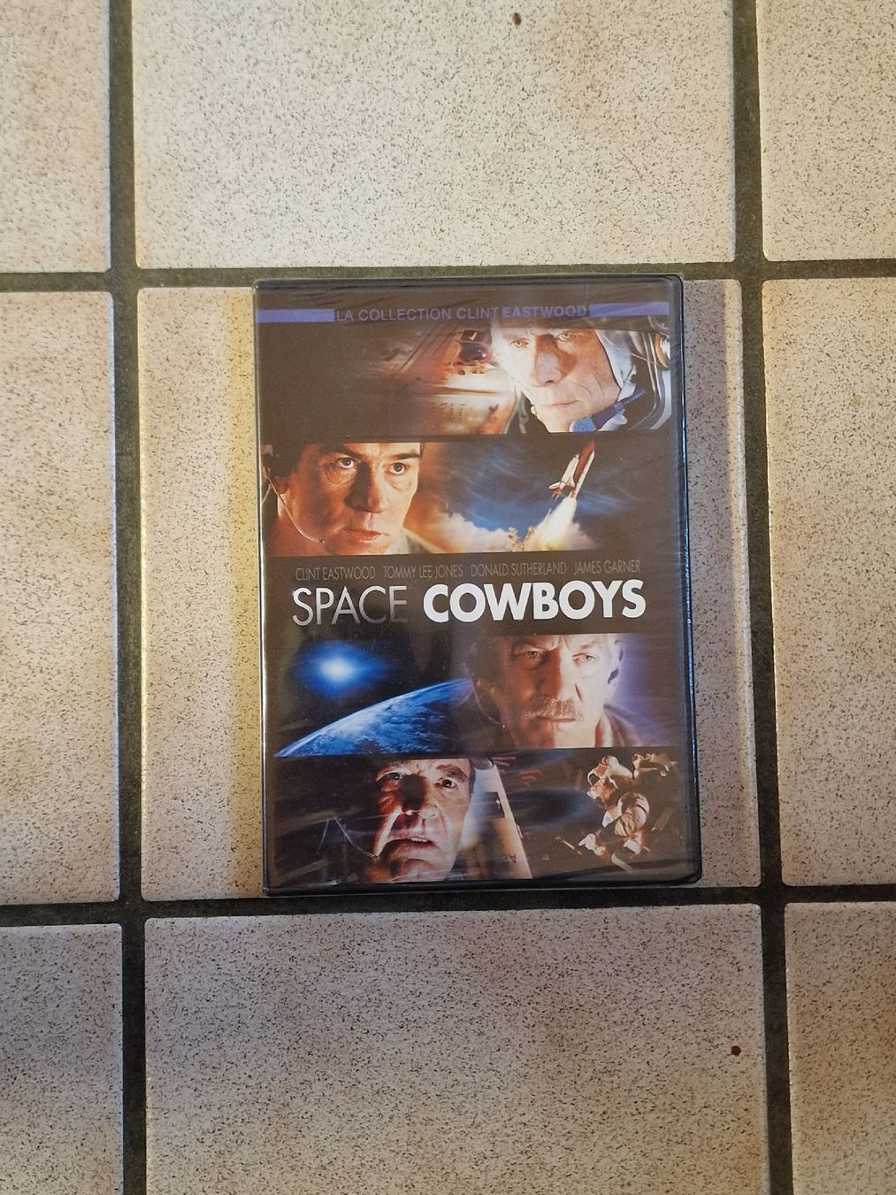 Tutti i DVDs: DVD Space Cowboys – Nuovo e nell'imballaggio originale da Echallens venduto da mal_z665