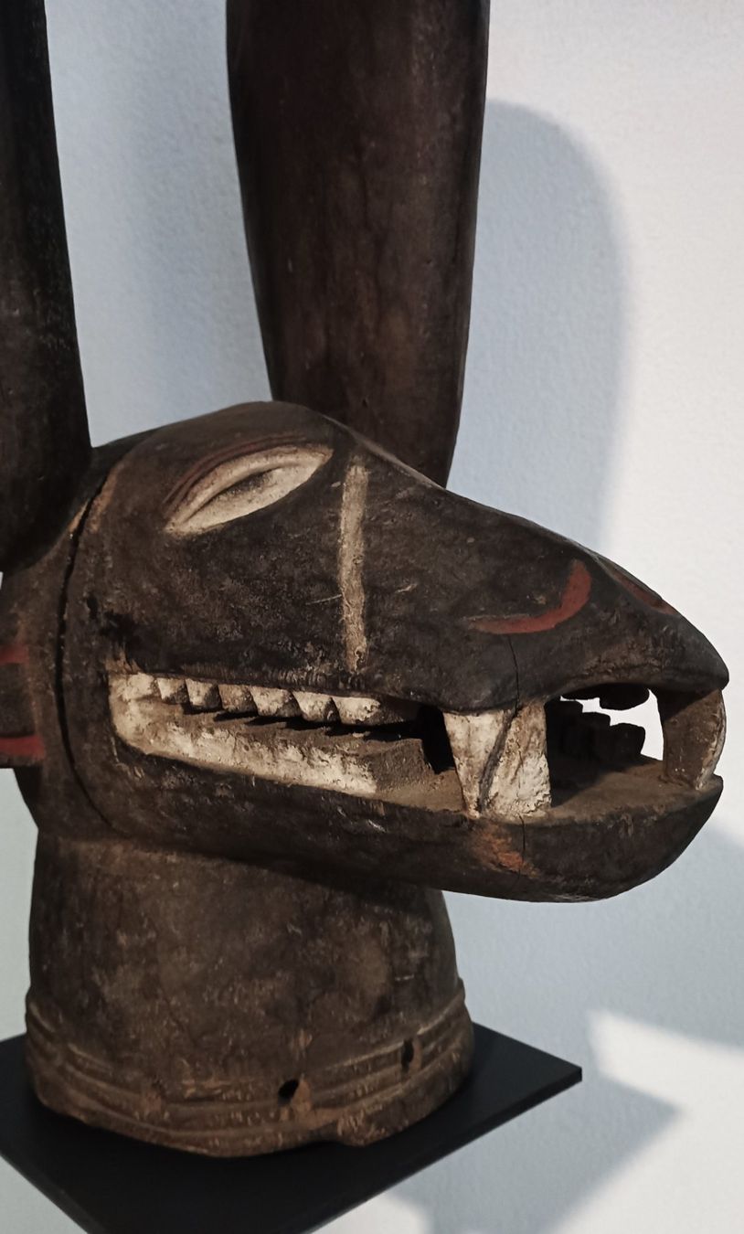 Internationale Kunst: Afrikanische Makonde – Gebraucht aus Vuiteboeuf von deux-matous 2