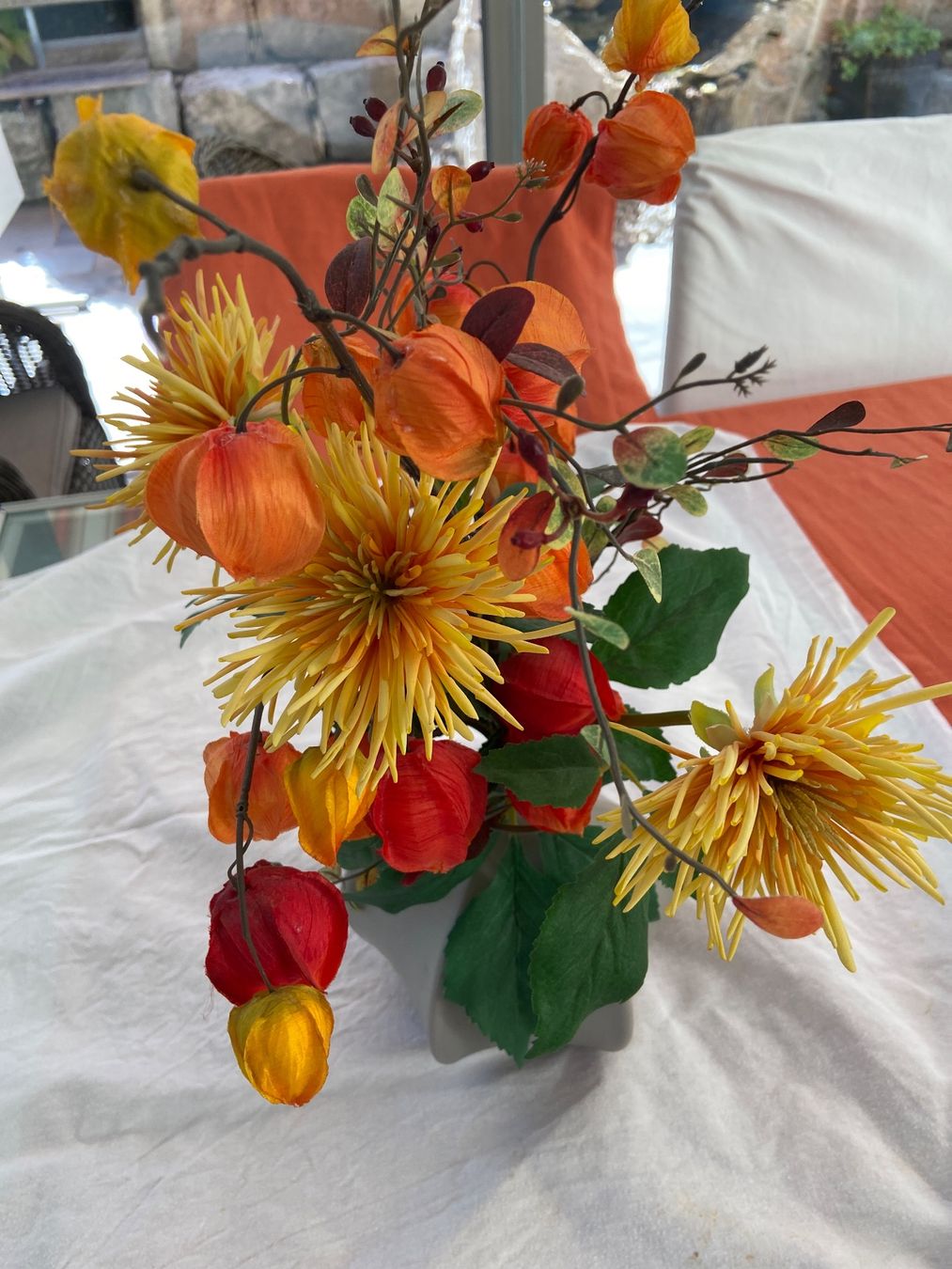 Alle Dekorationen: Blumenstrauss unverwüstlich inkl, Vase – Gebraucht aus Thalwil von Sommerwende