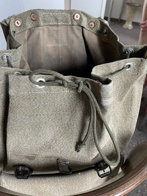 Schweizer Armee Zaini: Schweizer Armee Rucksack Vintage Leder Wasserdicht – Usato da Reinach AG venduto da joric06 6