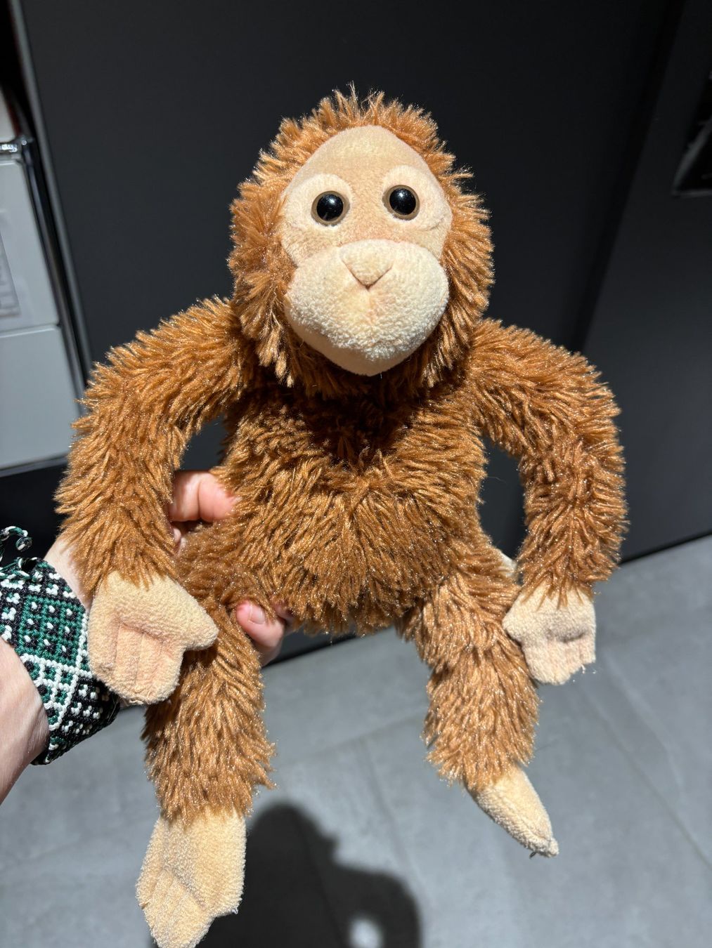 Spielzeuge: Peluche singe – Gebraucht aus Salvenach von gwenwywar