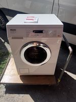 Wäscmaschine und Wäschetrockner 