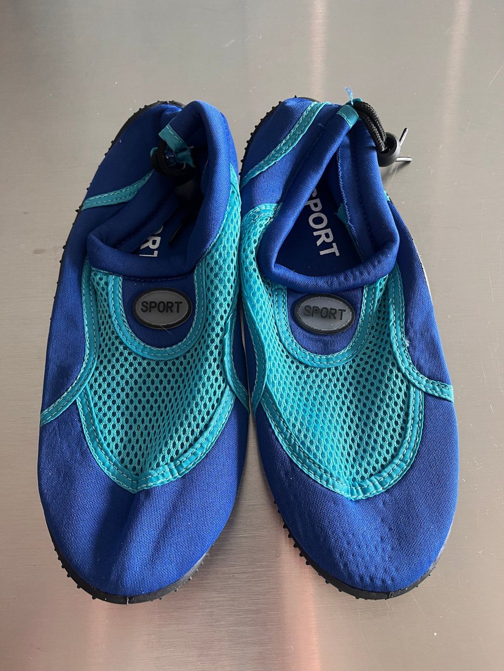 Scarpe da uomo: Badeschuh unisex, Grösse 36 – Usato da Zürich venduto da and_79fn
