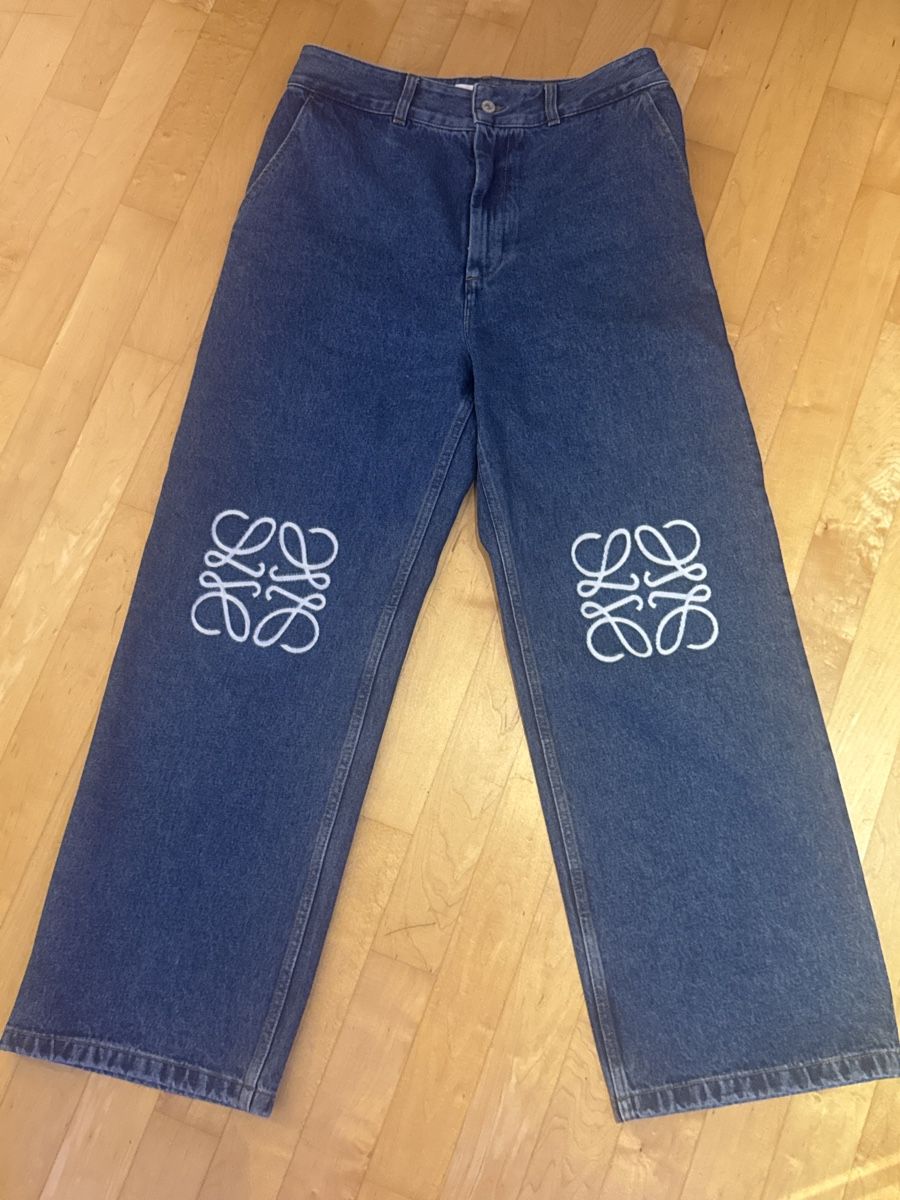 Loewe Jeans: LOEWE Anagram Jeans Gr. 40 Neuwertig – Nuovo (secondo la descrizione) da Ebmatingen venduto da eri_2qcn