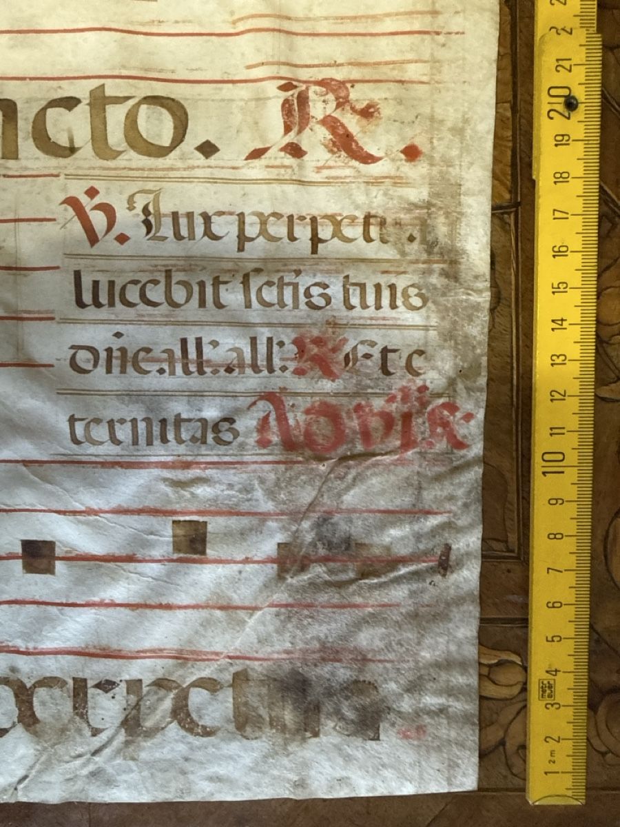 Libri: Altes Pergamentblatt Notenblatt  – Usato da Basel venduto da Ramses1179 2