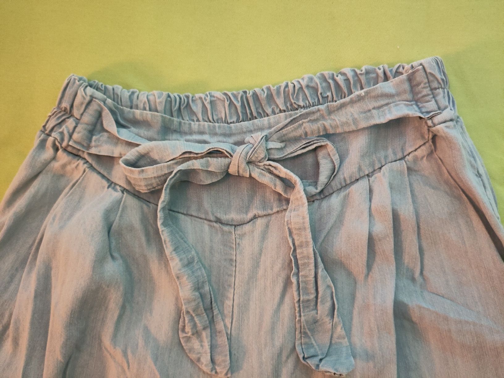 Pantaloni: Luftige Sommerhose, weich fallend, Grösse M – Usato da Dübendorf venduto da Cocochala8 2