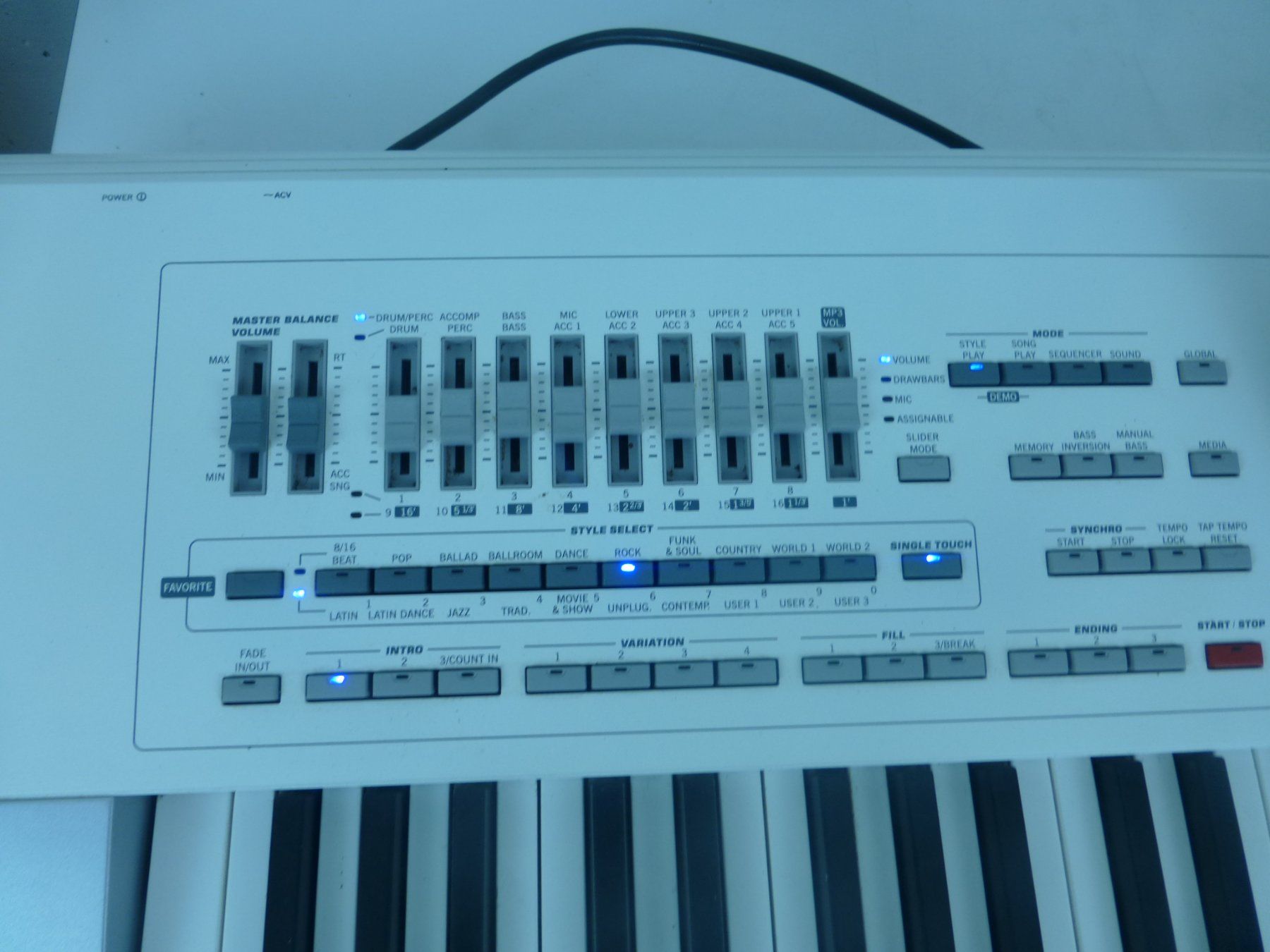 Korg Musikinstrumente: Korg PA2X Pro Keyboard mit Ständer – Gebraucht aus Fahrweid von gruenezahn 6