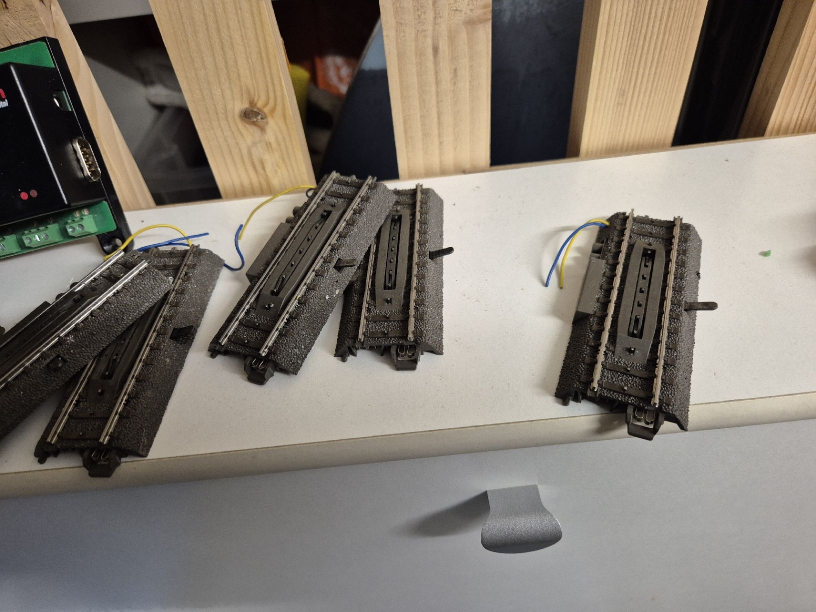 Märklin Modelleisenbahnen: Märklin Decoder m83 mit Schienenstücken guter Zustand – Gebraucht aus Morschach von Chris_Walchwil 2