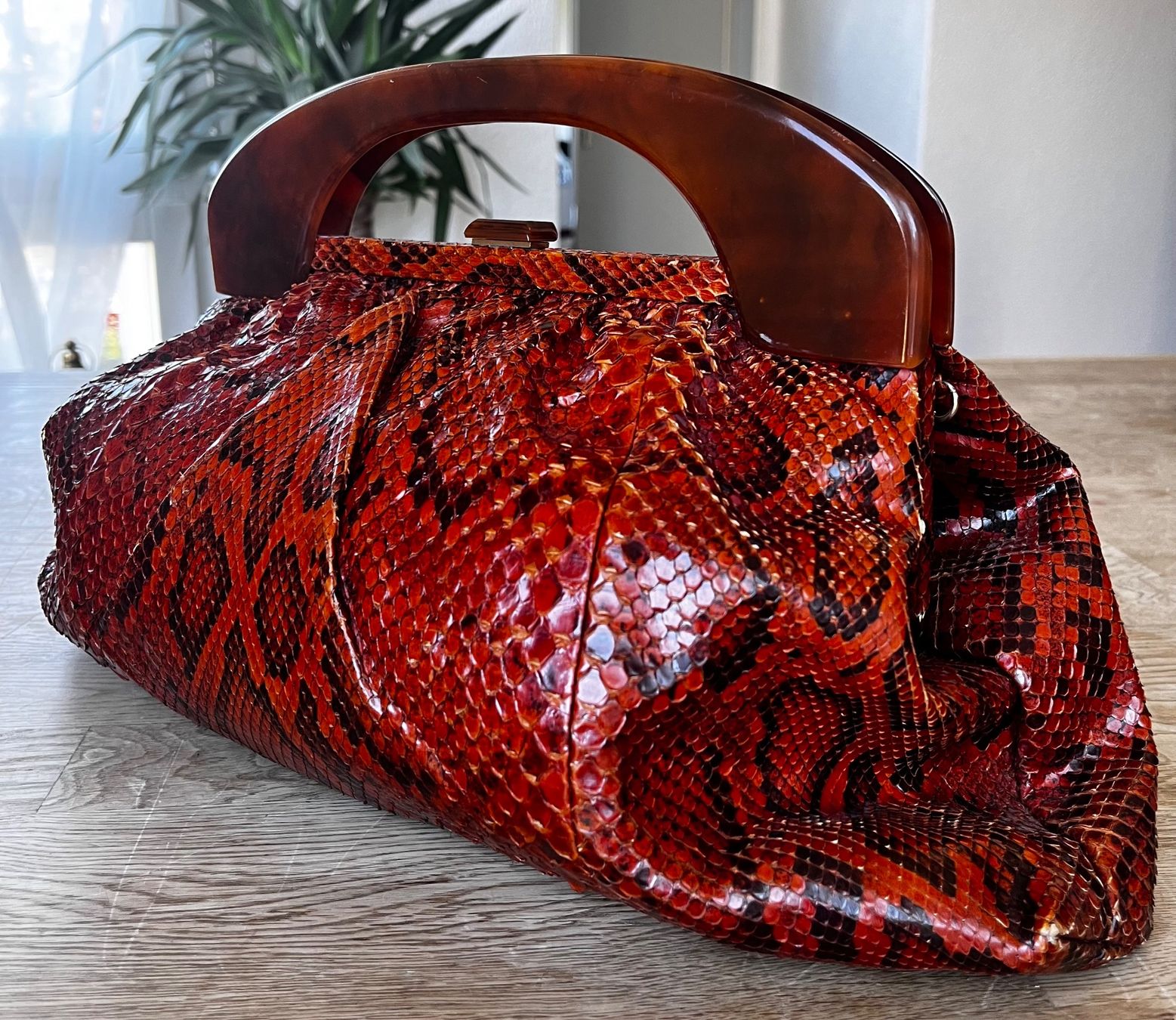 Borse da donna: Handtasche_Pythonmuster_1940 bis 50er_perfekter Zustand – Nuovo (secondo la descrizione) da Zürich venduto da Sammler777 2