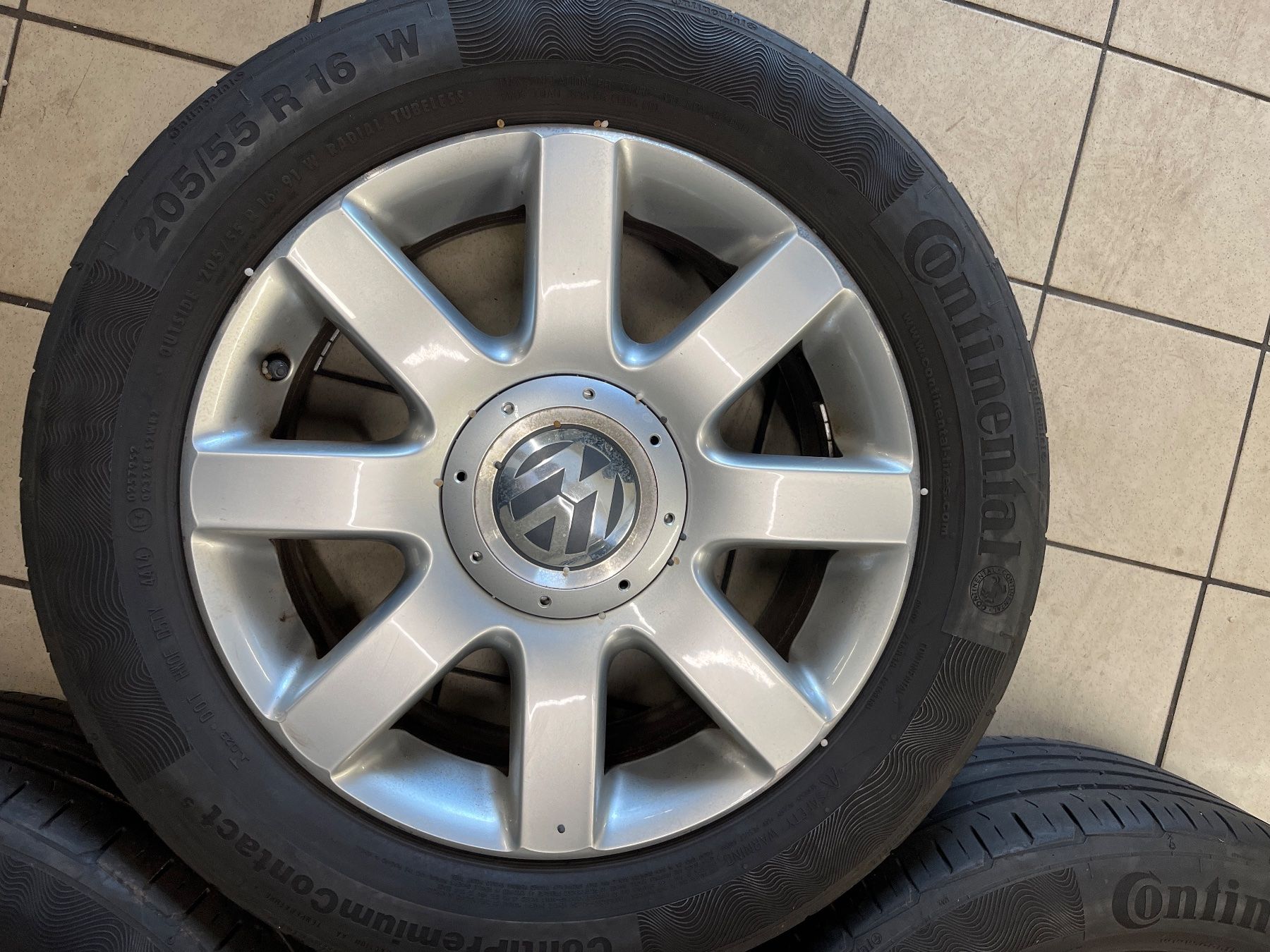 Volkswagen Pneus & Kompletträder: VW Original Felgen Satz – Gebraucht aus Grossdietwil von Chregu86 7