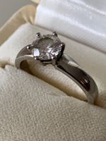 1.01ct. F/VVS1 Solitaire, Platin, GIA