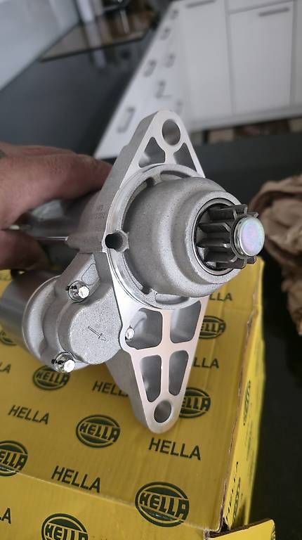 Toutes les pièces auto: Hella Anlasser – D'occasion à Eschlikon TG par JMDRP 2