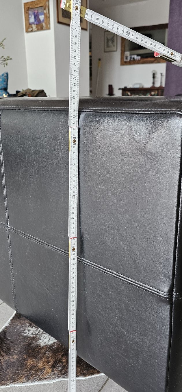 Ikea Sofas: Sofa, Ikea, Kunstleder, ab 10 CHF – D'occasion à Kollbrunn par Antikmann 5