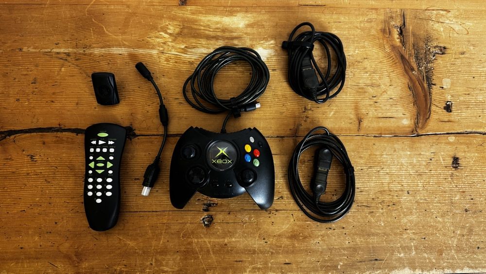 XBOX Controller mit verlängerung und Multimedia Remote (Gebraucht) in ...