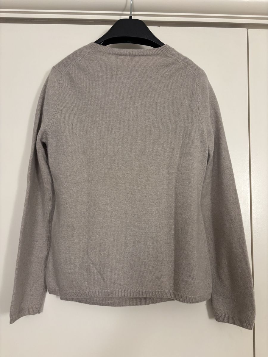 FTC Lotti di vestiti: FTC Cashmere Set – Nuovo (secondo la descrizione) da Zürich venduto da Lynnlouise 3