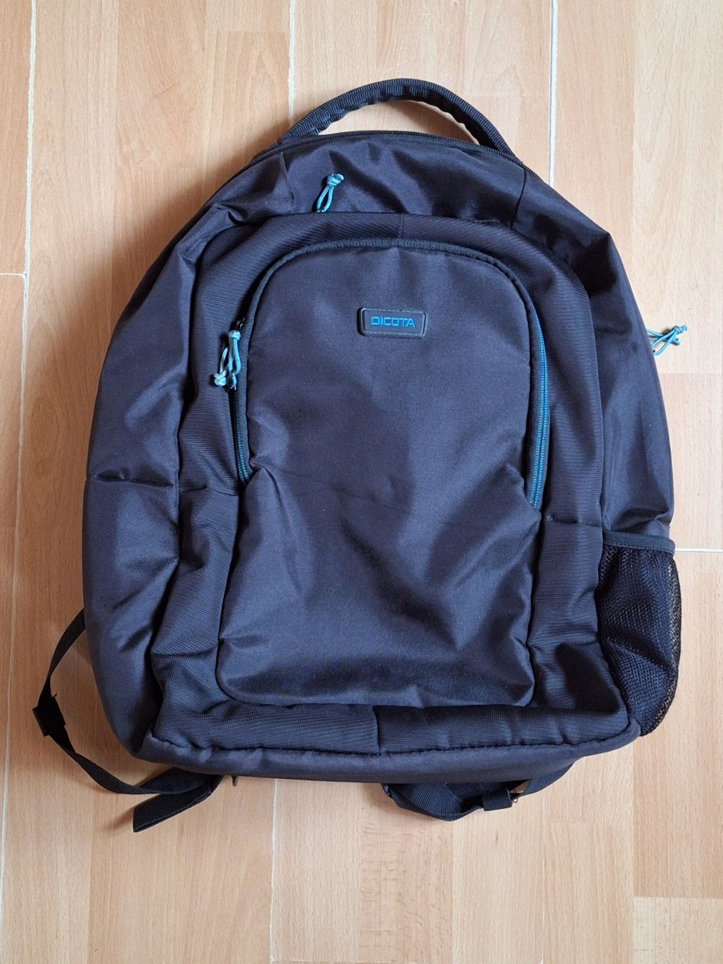 Sacs à dos: Laptop-Rucksack / Universal Rucksack – D'occasion à Eriswil par corolla05