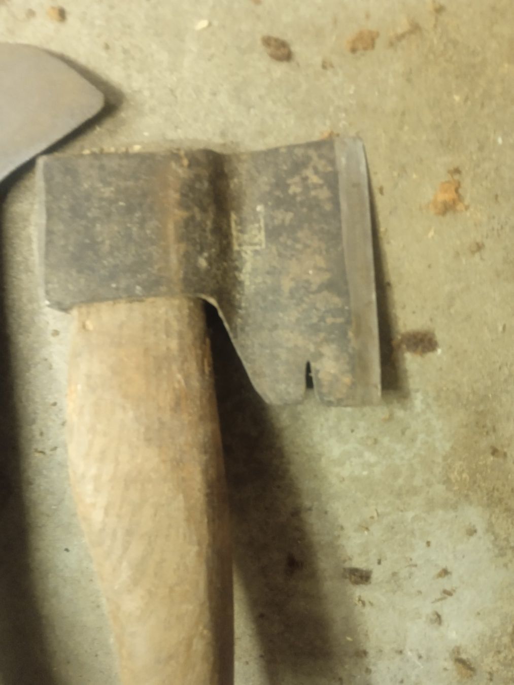 Tous les outils: Gertel, Halbbeil, Zimmermannsbeil – D'occasion à Arbon par hefu02 4