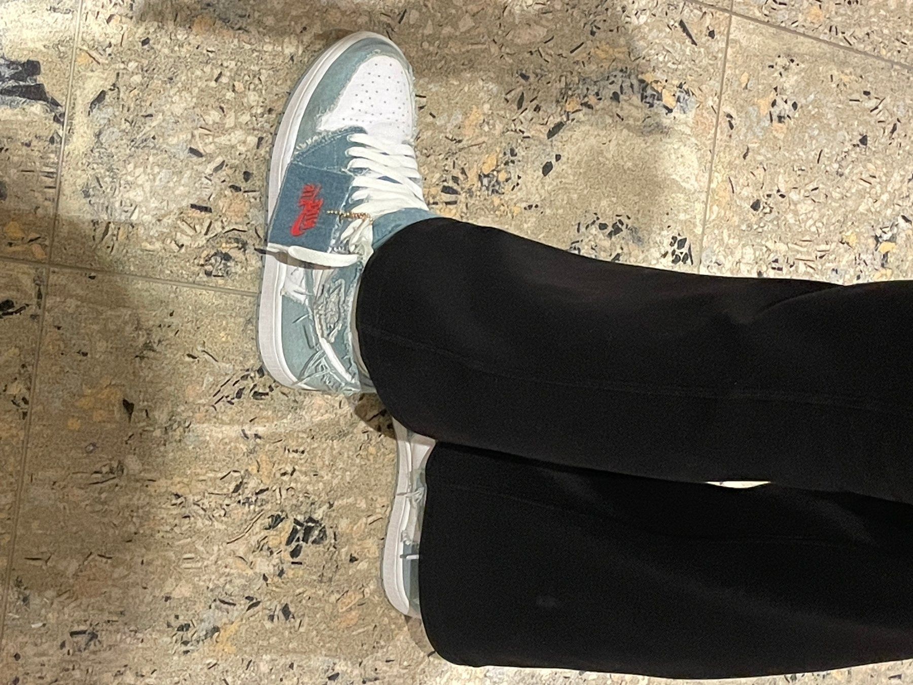 Jordan Scarpe da uomo: Nike Air Jordan 1 High OG Denim – Usato da Schlierbach venduto da gnatcatcher