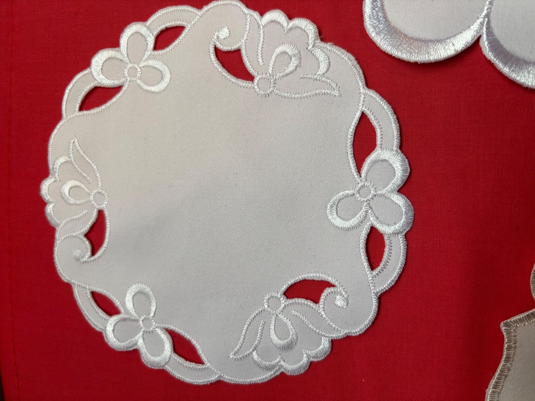 Tutte le decorazioni: 4 schöne Deckeli – Nuovo e nell'imballaggio originale da Balsthal venduto da Uroby 1