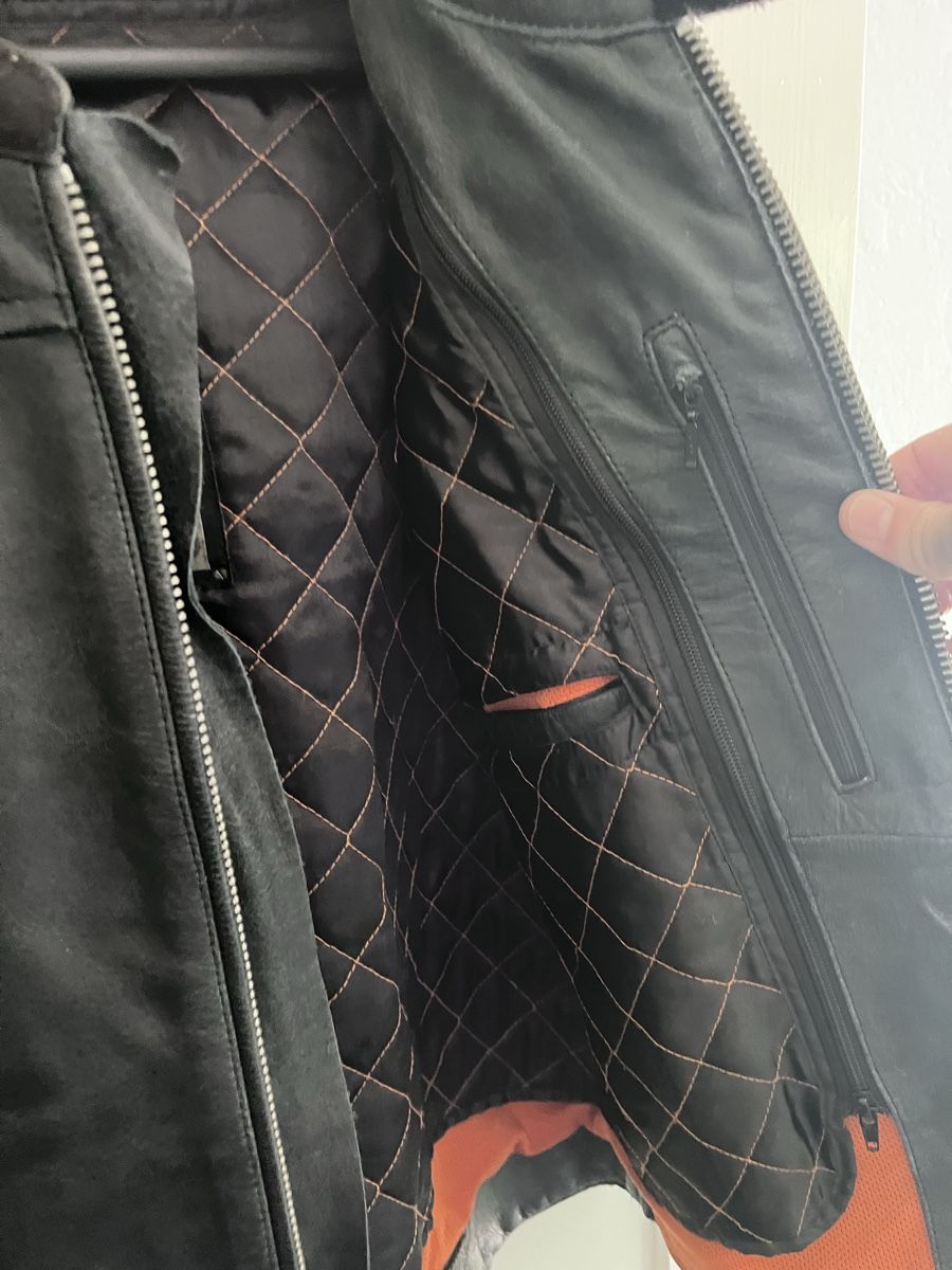 IXS Vestes: Leder Motorradjacke, neuwertig – D'occasion à Ebnat-Kappel par Privat1935 3