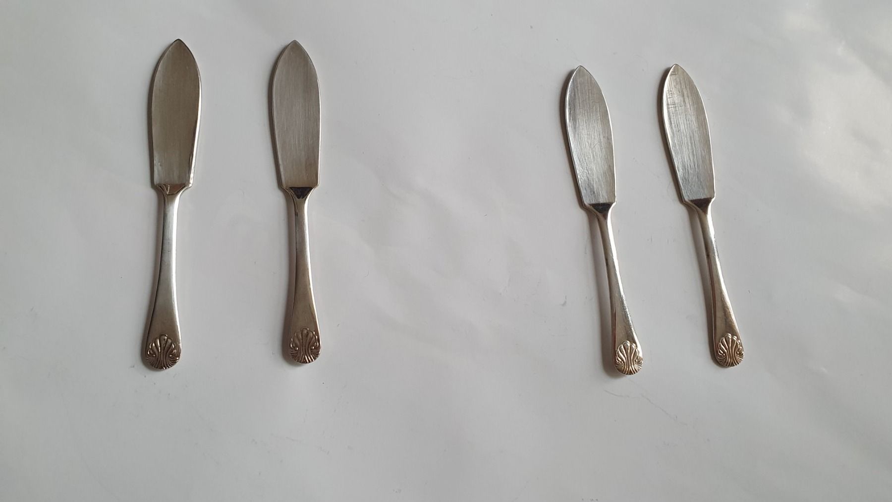 Set di posate: 2 Kinder Besteck aus England versilbert – Usato da Winterthur venduto da Ywan1 5