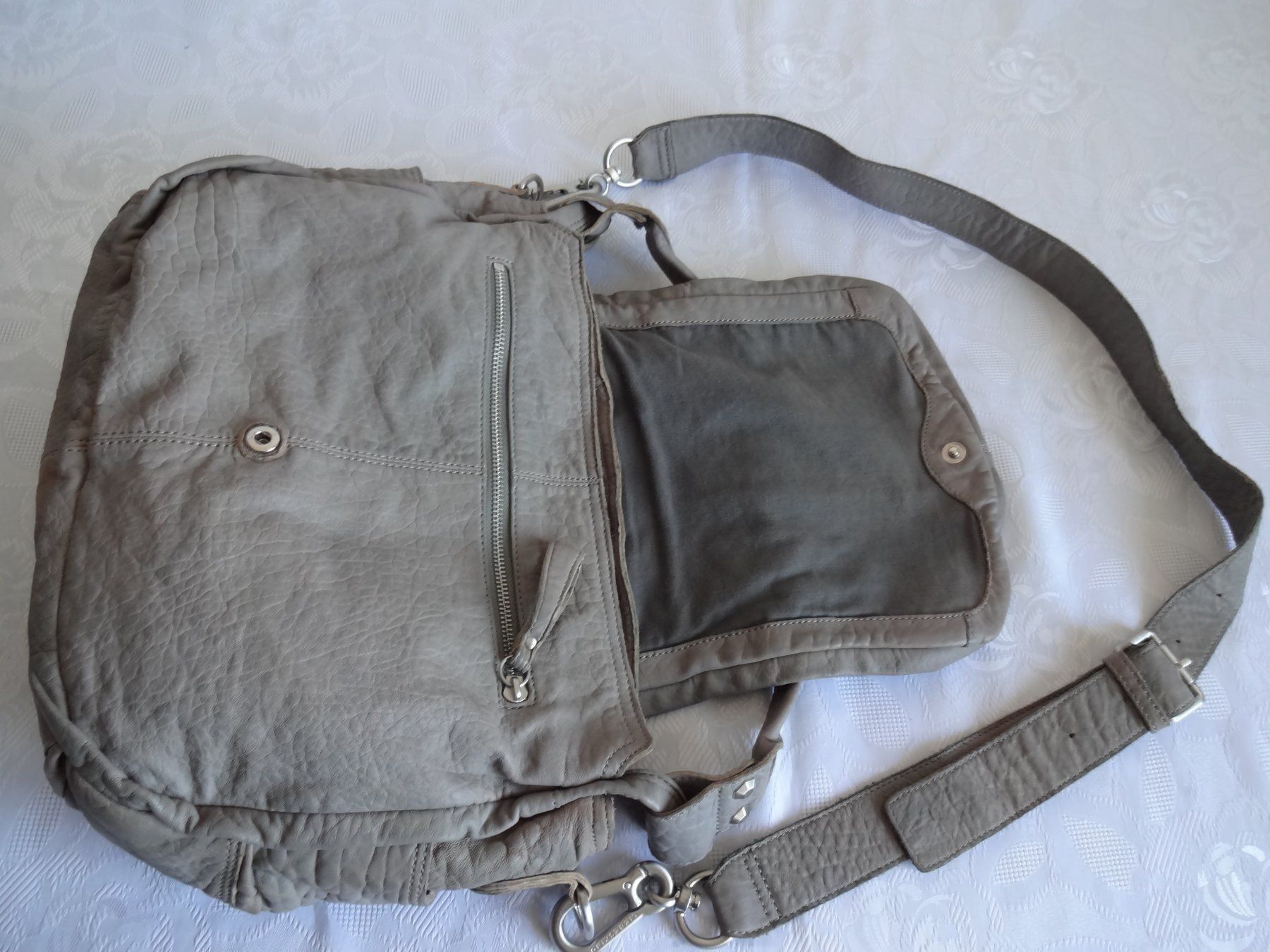 Liebeskind Taschen für Damen: "LIEBESKIND"Echtleder Tasche – Neu (gemäss Beschreibung) aus Frauenfeld von Riaa 6
