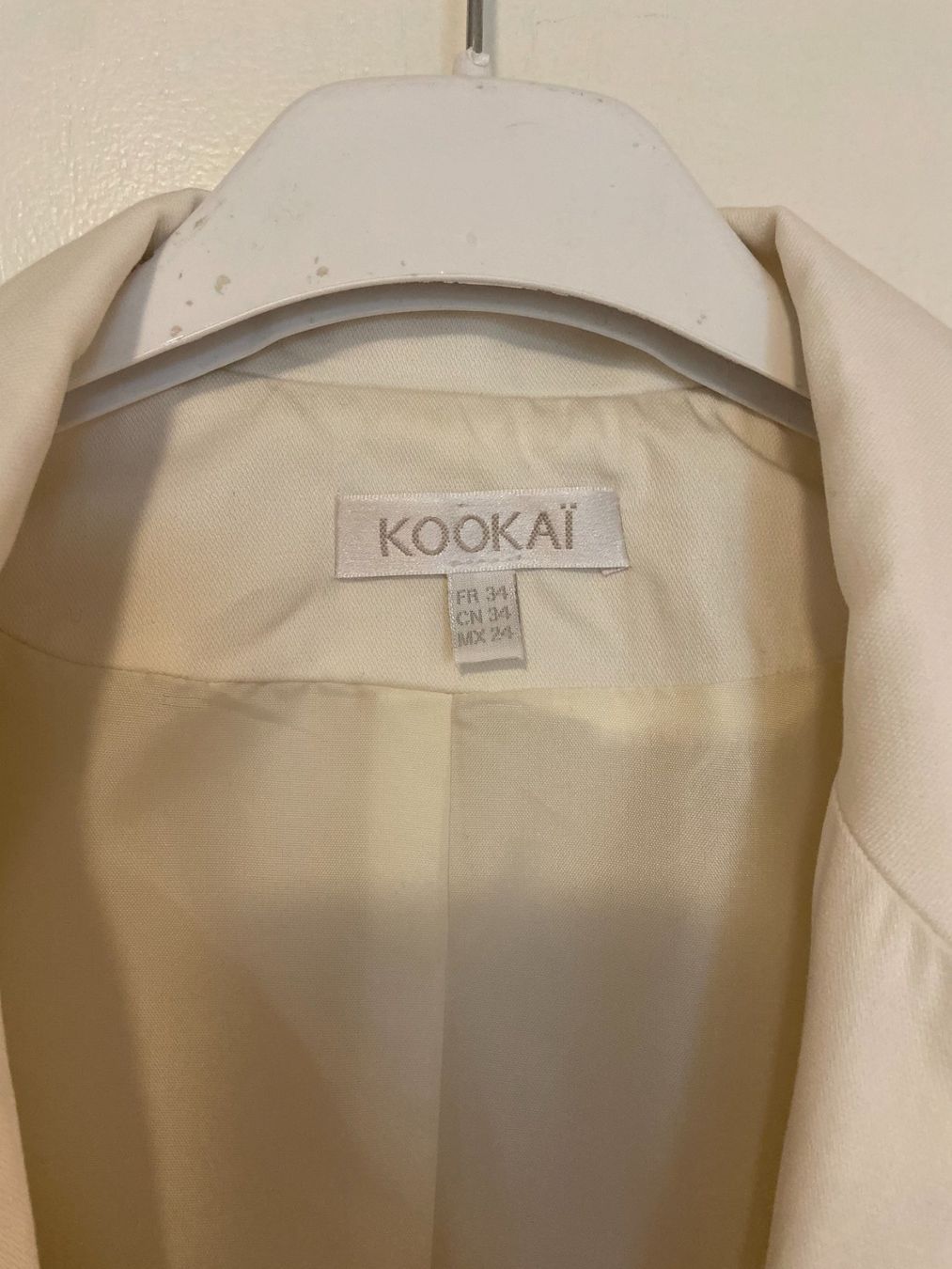 Kookai Completi & Tailleur: Kookai Blazer weiss gr. 34 – Usato da Jonen venduto da Lux.K. 2