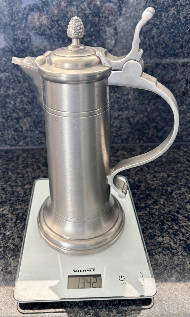 Caraffe: Zinnkrug mit Deckel – Usato da Samstagern venduto da Garfield13 4