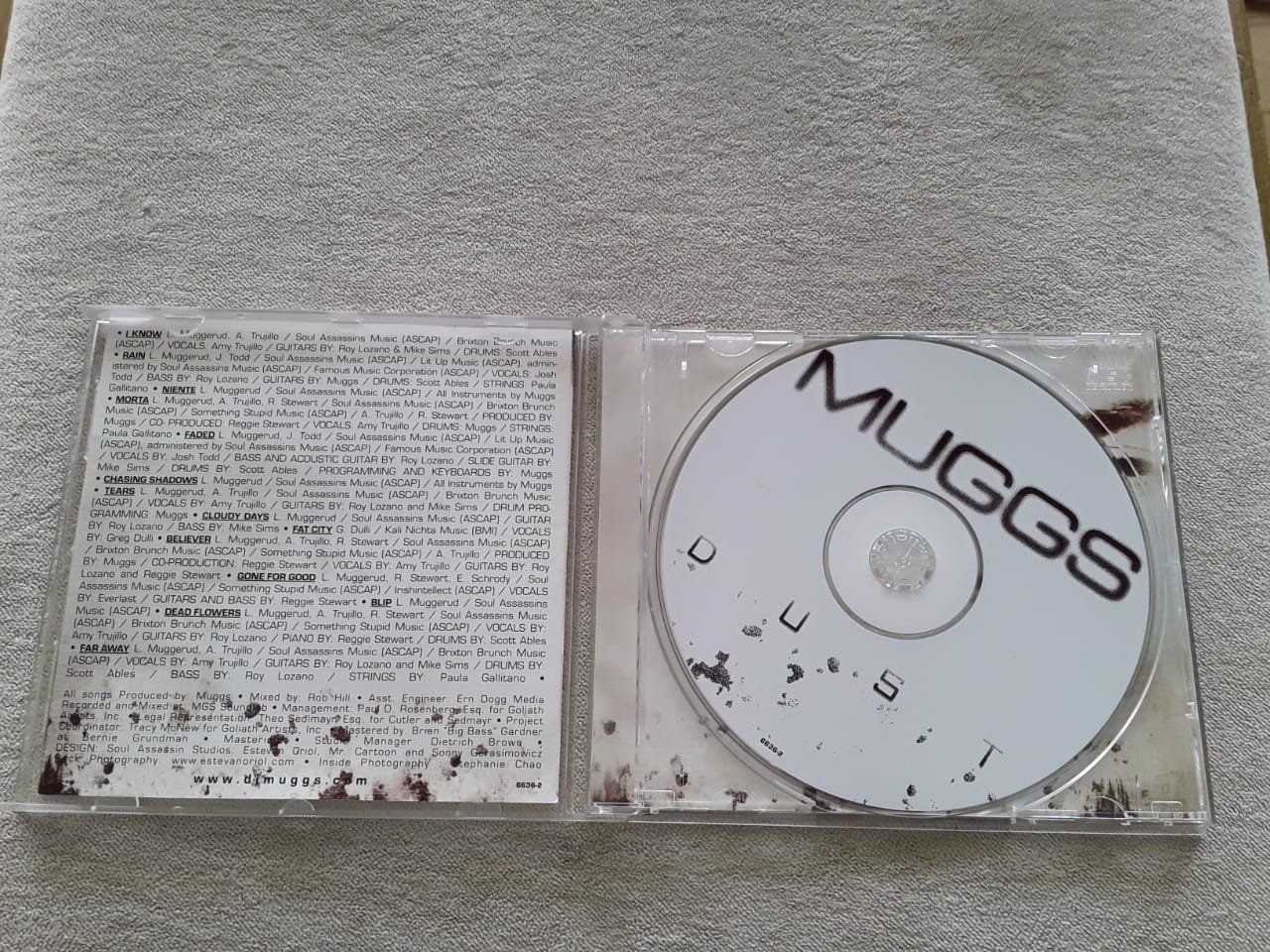 CDs: Muggs - Dust – Gebraucht aus Lenzburg von Sepulmander 1
