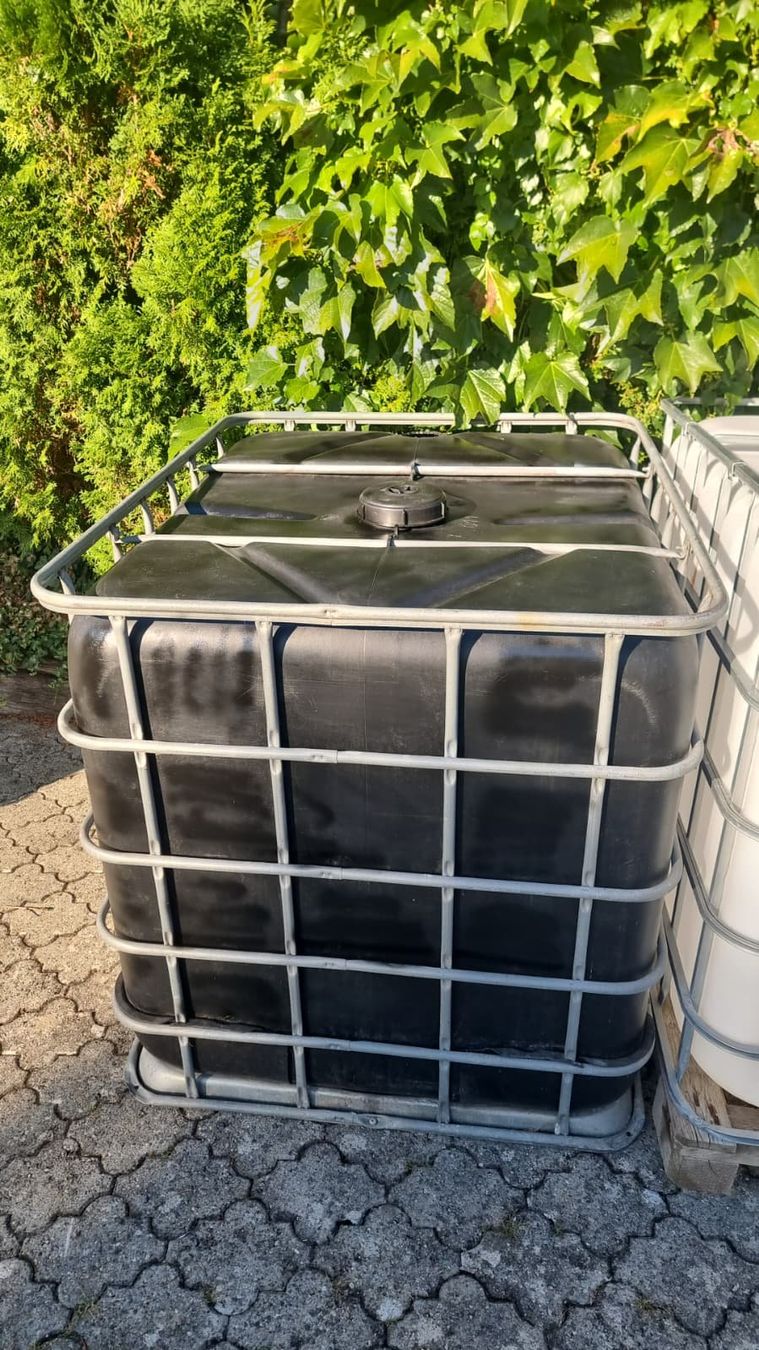 Abreuvoirs & Auges: 2 IBC Wassertank 1000l Wasserbehälter Regenwassertank UV-Sch – D'occasion à Wettingen par ray_boccia 5