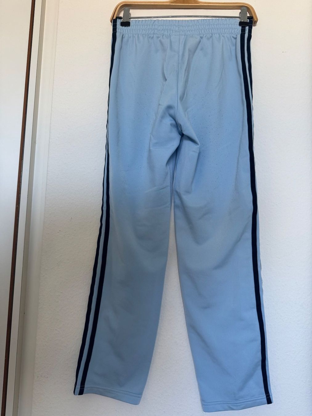 Kleiderpakete & -sets: Ensemble Training Adidas bleu clair 11-12ans – Gebraucht aus Chatelaine von lae_7h8n 3